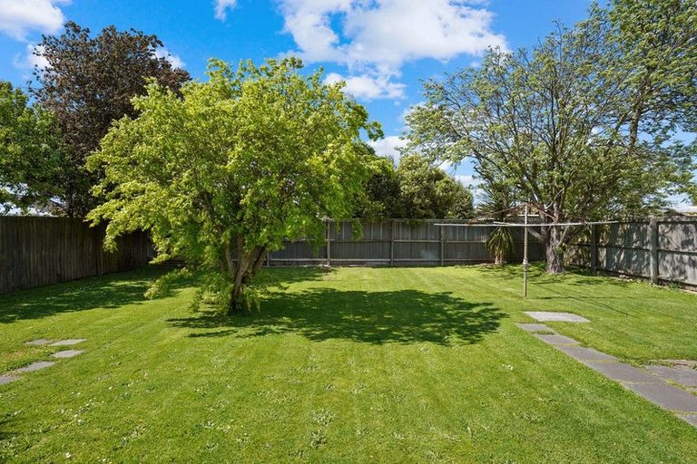 Photo of property in 27 Branston Street, Hornby, Christchurch, 8042