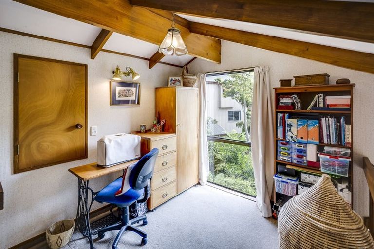 Photo of property in 6 Kokako Place, Taradale, Napier, 4112