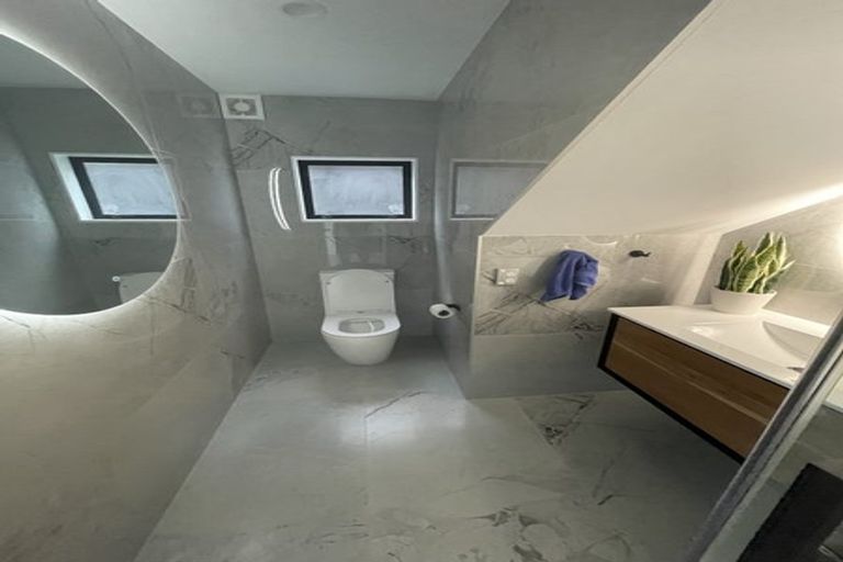 Photo of property in 4 Halyard Place, Te Atatu Peninsula, Auckland, 0610