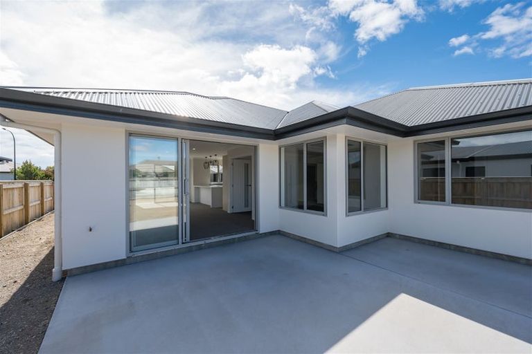 Photo of property in 6 Lassen Place, Stoke, Nelson, 7011