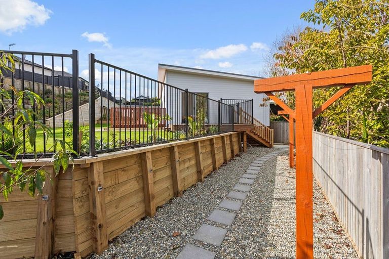 Photo of property in 6 Whenu Way, Bell Block, New Plymouth, 4312