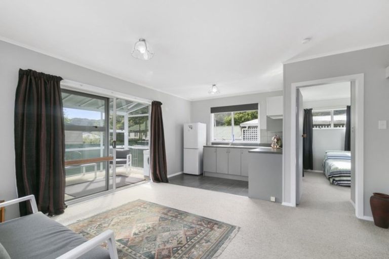 Photo of property in 3 Kent Street, Wainuiomata, Lower Hutt, 5014