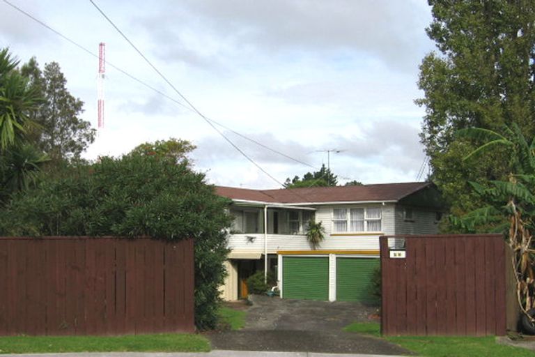 Photo of property in 48 Lowtherhurst Road, Massey, Auckland, 0614