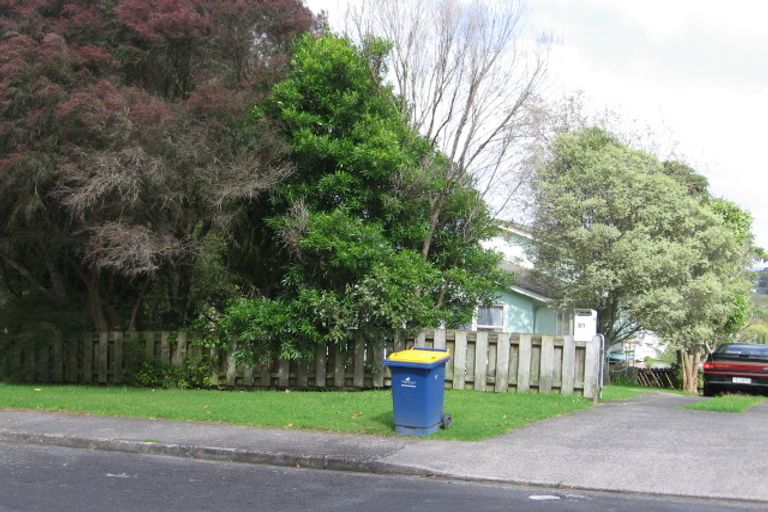 Photo of property in 21 Glenbervie Crescent, Massey, Auckland, 0614