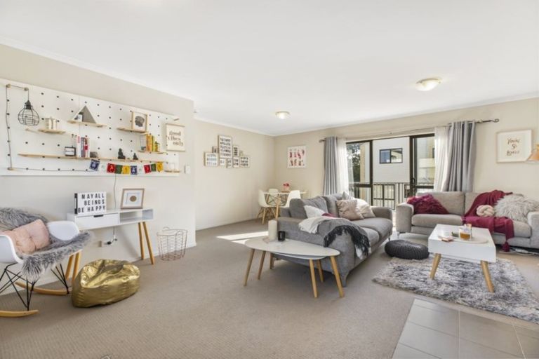 Photo of property in St Claire Village, 70/172 Mcleod Road, Te Atatu South, Auckland, 0610