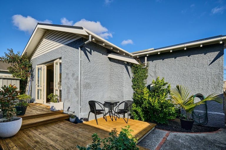 Photo of property in 191 Knights Road, Hutt Central, Lower Hutt, 5011