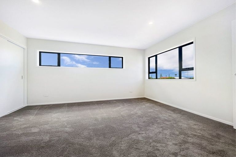 Photo of property in 57 Wharf Road, Te Atatu Peninsula, Auckland, 0610