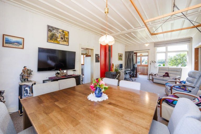 Photo of property in 61 Pohangina Road, Ashhurst, Palmerston North, 4470