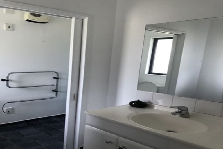 Photo of property in 4 Carew Common, Rolleston, 7614