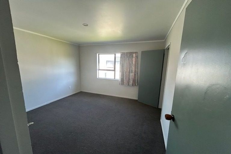 Photo of property in 12 Redwood Drive, Waipukurau, 4200