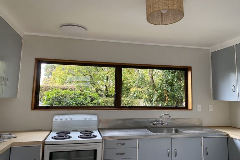 Photo of property in 25a/5 Beach Road, Te Atatu Peninsula, Auckland, 0610