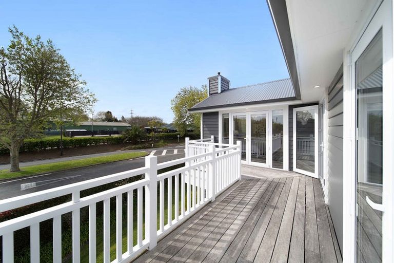 Photo of property in 19 Hinau Road, Karaka, Papakura, 2113