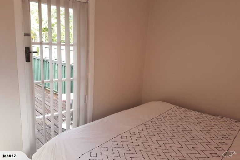Photo of property in 80a Henwood Road, Paraite, New Plymouth, 4372
