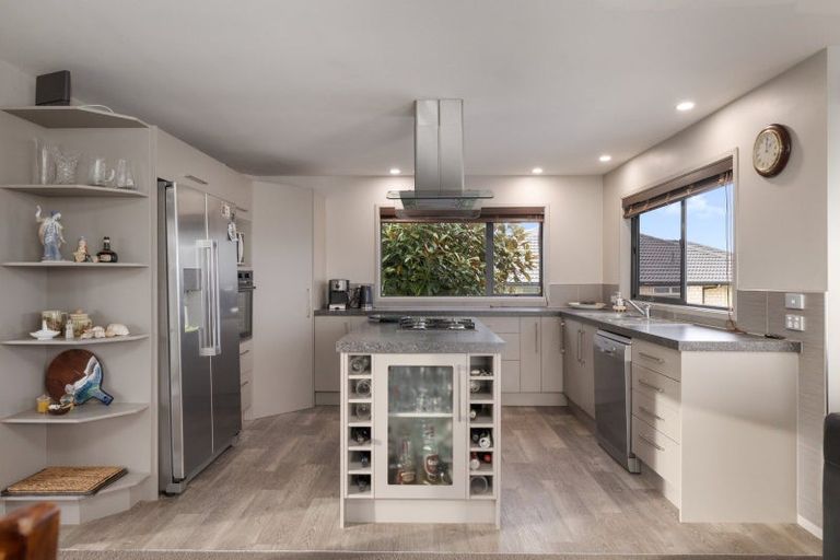 Photo of property in 47 Norm Freeman Drive, Te Puke, 3119