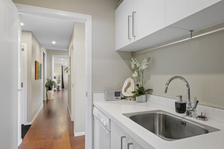 Photo of property in 6 Emma Street, Marshland, Christchurch, 8083