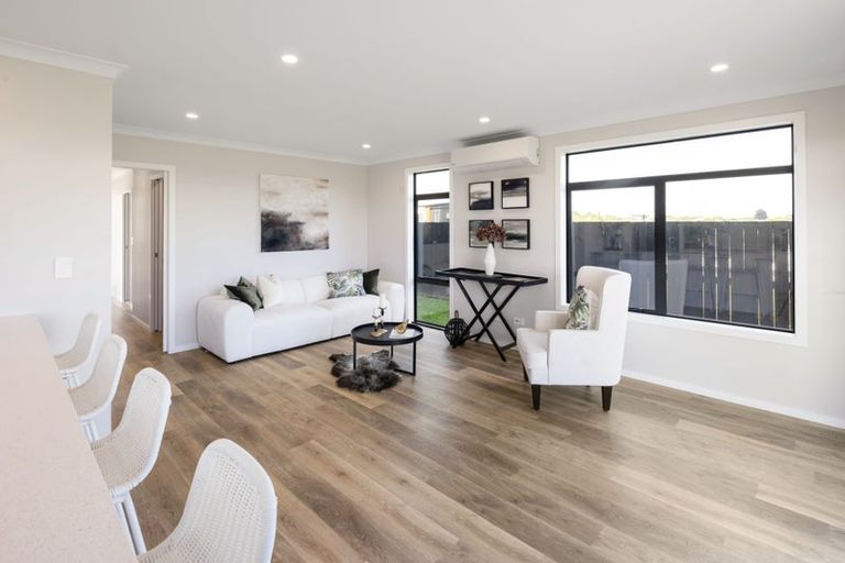 Photo of property in 20 Halo Green, Peacocke, 3206