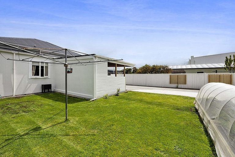 Photo of property in 56 Vogel Street, Hawera, 4610