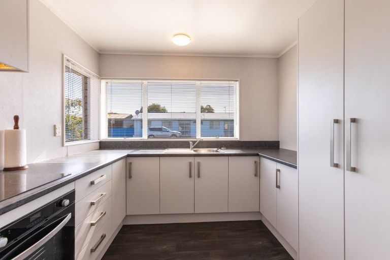 Photo of property in 57 Mclean Street, Woodville, 4920