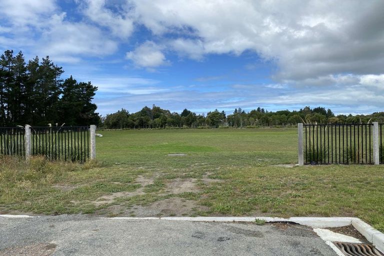 Photo of property in 4 Frank Lane, Amberley, 7481