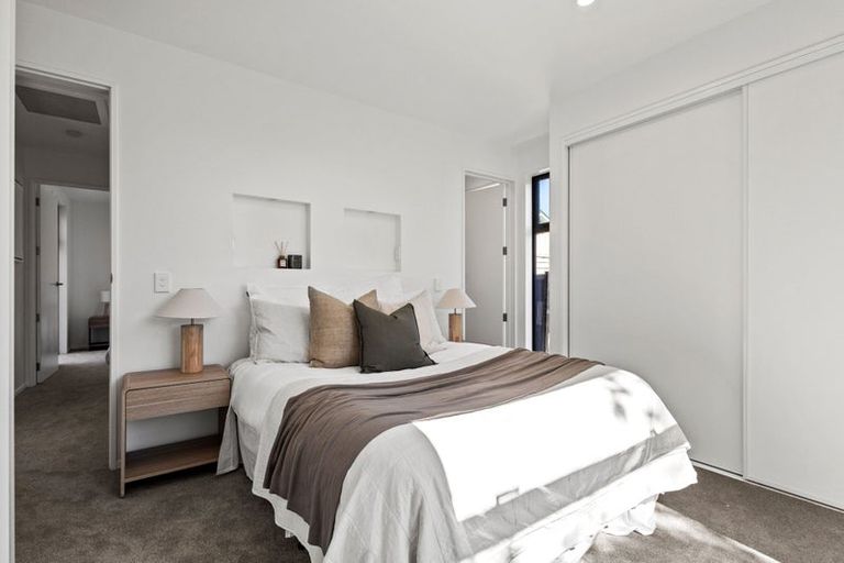 Photo of property in 207a Weston Road, St Albans, Christchurch, 8052