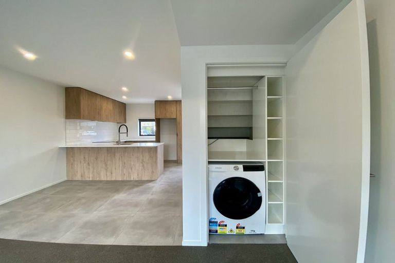 Photo of property in 2/314 Worcester Street, Linwood, Christchurch, 8011