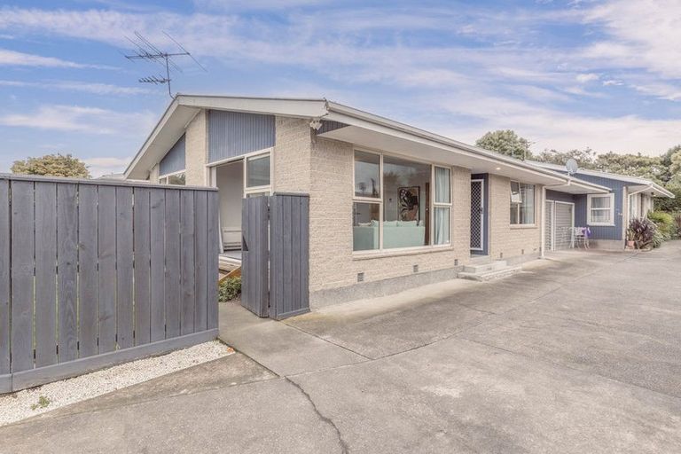 Photo of property in 7 Tulloch Place, Papanui, Christchurch, 8052