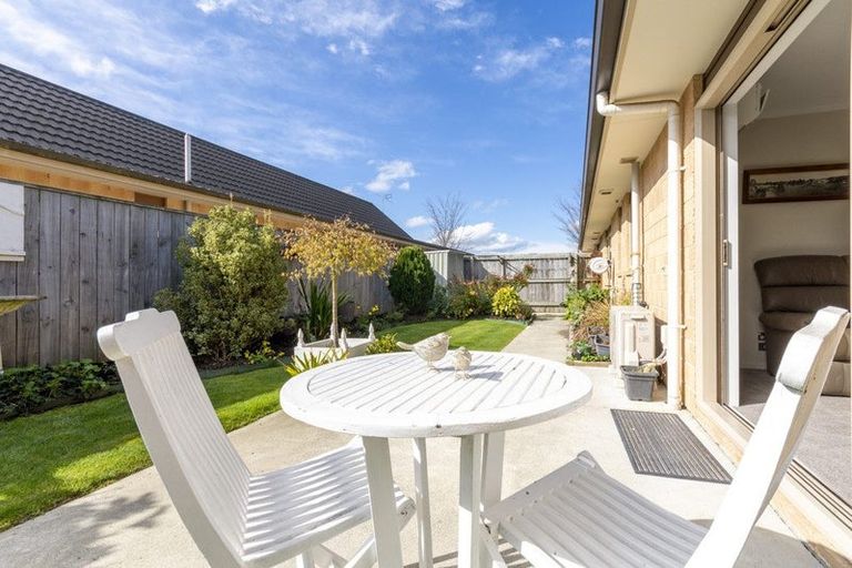 Photo of property in 3 Reeves Road, Rangiora, 7400