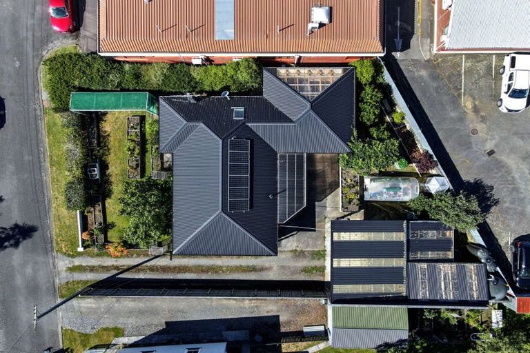 Photo of property in 10 William Street, Marton, 4710