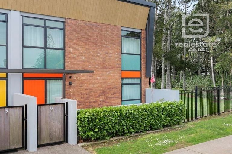 Photo of property in 8/182 Flat Bush School Road, Flat Bush, Auckland, 2019