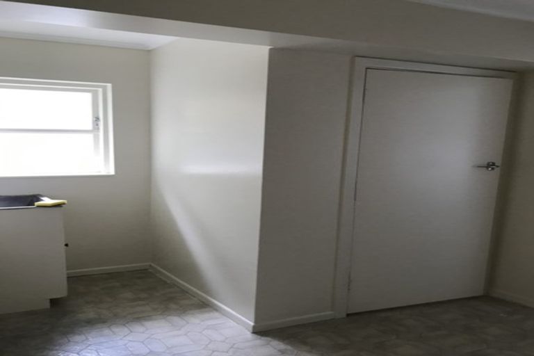 Photo of property in 63 Tiber Street, Island Bay, Wellington, 6023