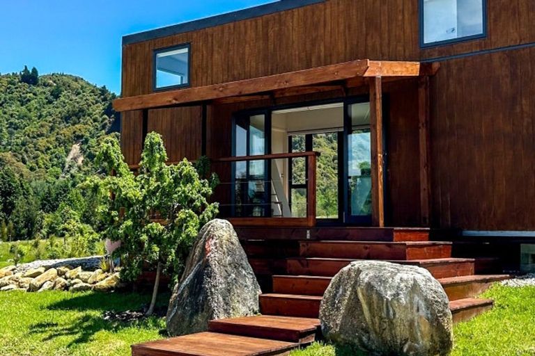 Photo of property in 70 Harvey Road, Marahau, Motueka, 7197