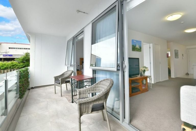 Photo of property in 117/17 Link Crescent, Stanmore Bay, Whangaparaoa, 0932