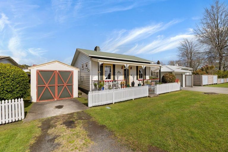 Photo of property in 11 Thorp Street, Paeroa, 3600
