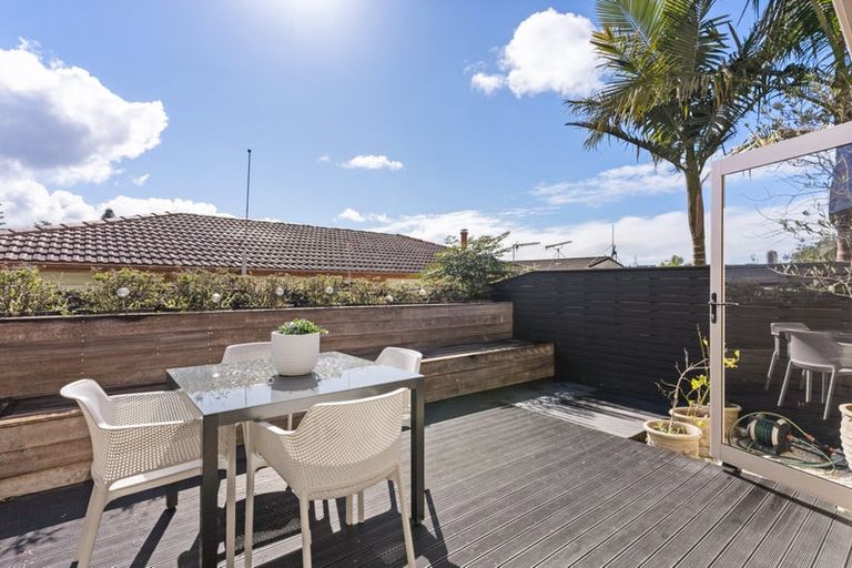 Photo of property in 12 Millennial Way, Orewa, 0931
