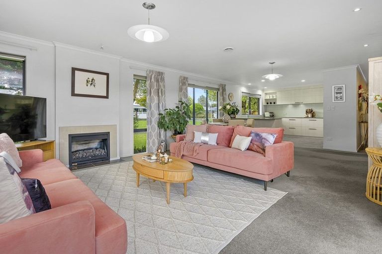 Photo of property in 44 Hall Street, Cambridge, 3434