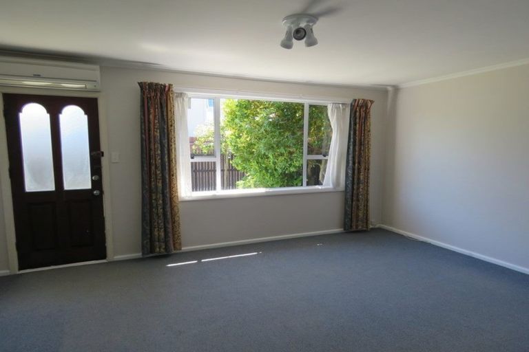 Photo of property in 2/67 Derby Street, St Albans, Christchurch, 8014