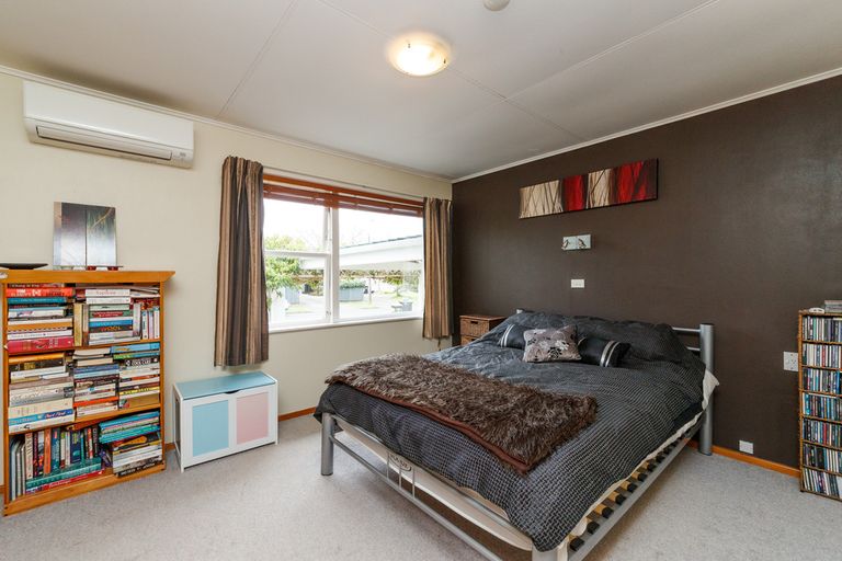 Photo of property in 97 Buick Crescent, Awapuni, Palmerston North, 4412