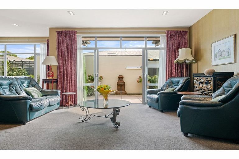 Photo of property in 2/10 Rata Street, Riccarton, Christchurch, 8041