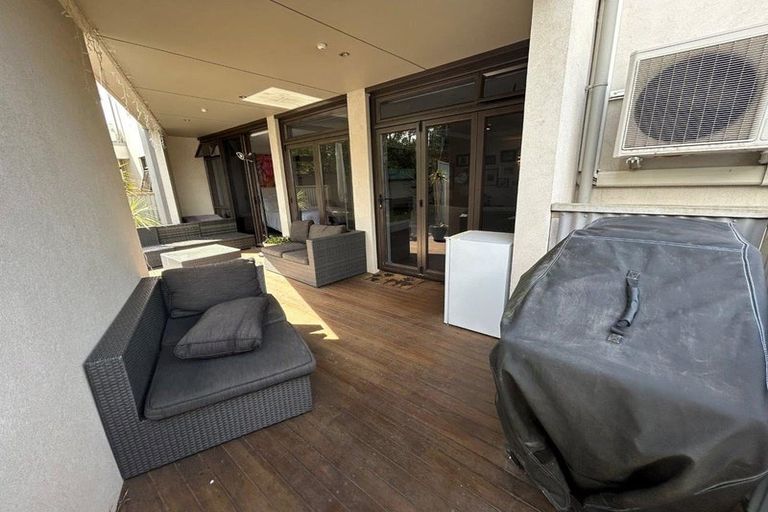 Photo of property in 8/48 Marine Parade, Mount Maunganui, 3116