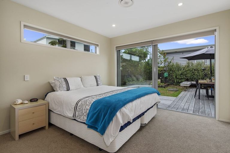 Photo of property in 8 Te Mauri Place, Omaha, 0986