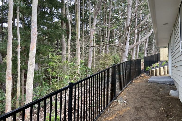 Photo of property in 5 Maraeariki Avenue, Orewa, 0931