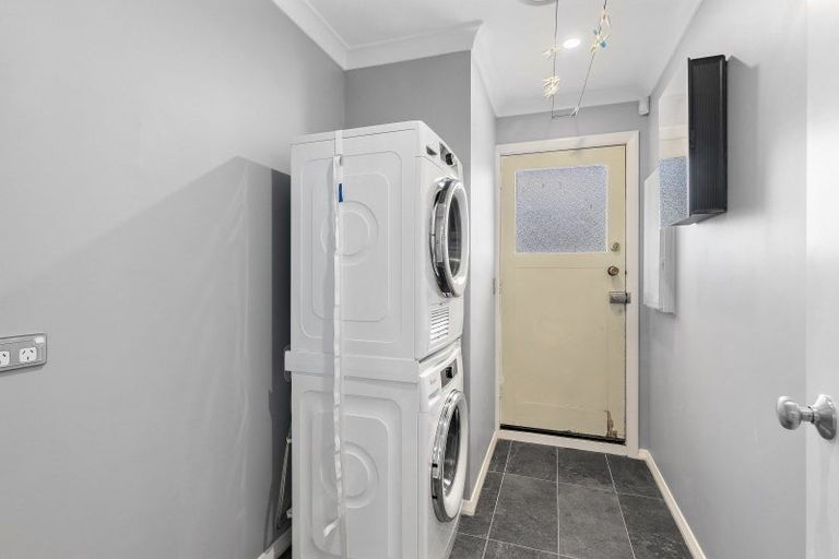 Photo of property in 12 Fenchurch Grove, Stokes Valley, Lower Hutt, 5019