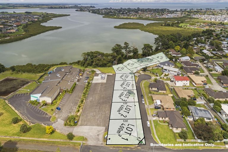 Photo of property in 143 Sykes Road, Weymouth, Auckland, 2103