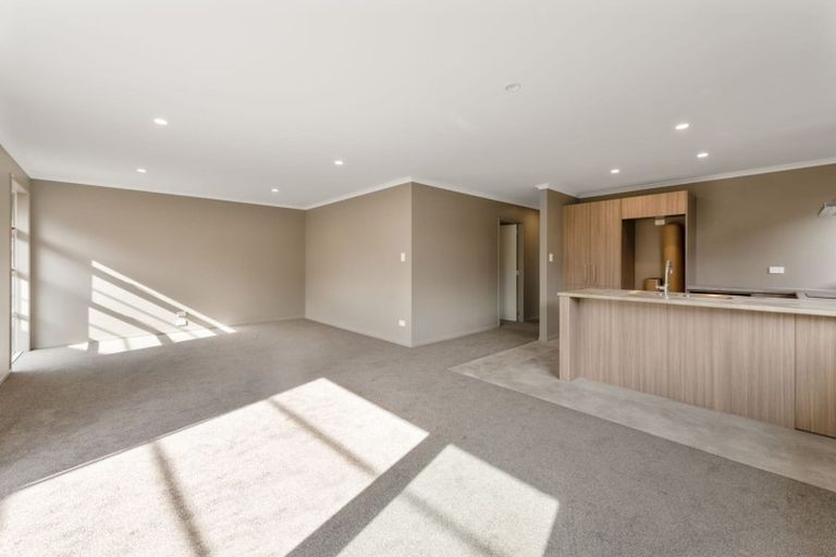 Photo of property in 36 Hills View Drive, Papamoa, 3118