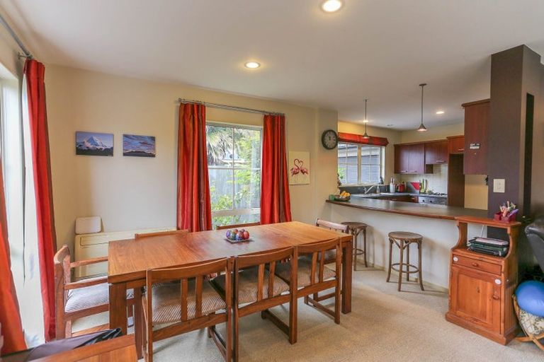 Photo of property in 115 Champion Street, Edgeware, Christchurch, 8013