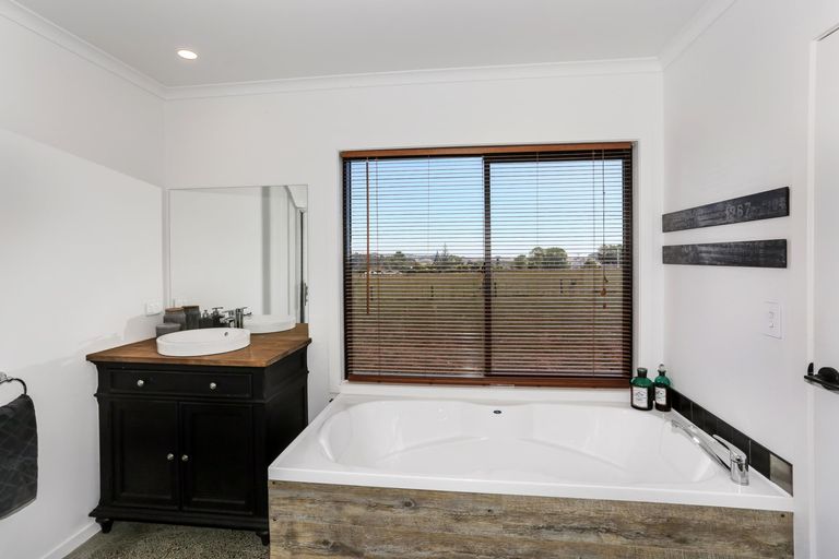 Photo of property in 85 Hunt Road, Pukekawa, Tuakau, 2696
