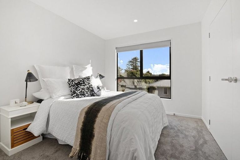 Photo of property in 5 Red Arches Road, Henderson, Auckland, 0610