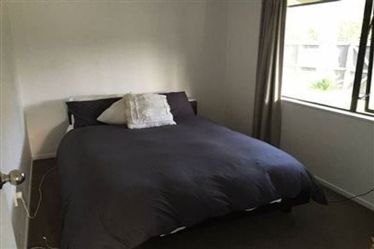 Photo of property in 2/87 Nile Road, Milford, Auckland, 0620