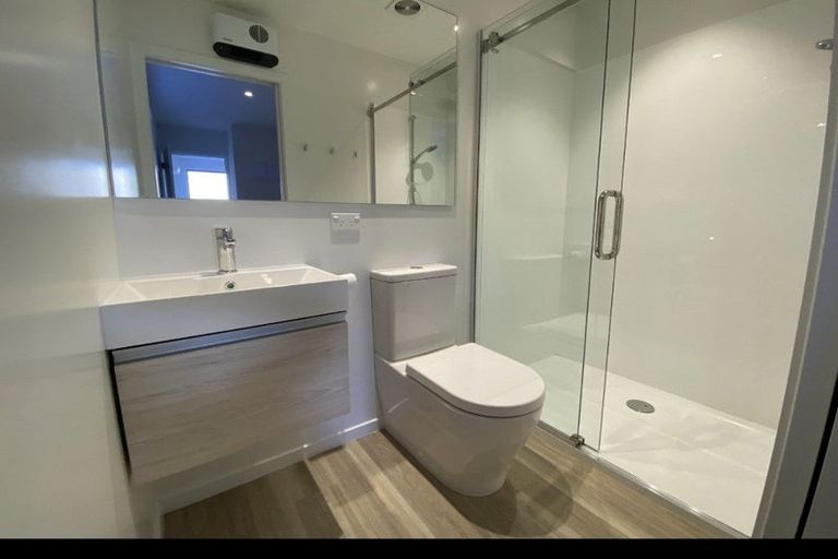 Photo of property in St Andrews Park, 16 Saint Peters Place, Queenstown, 9300