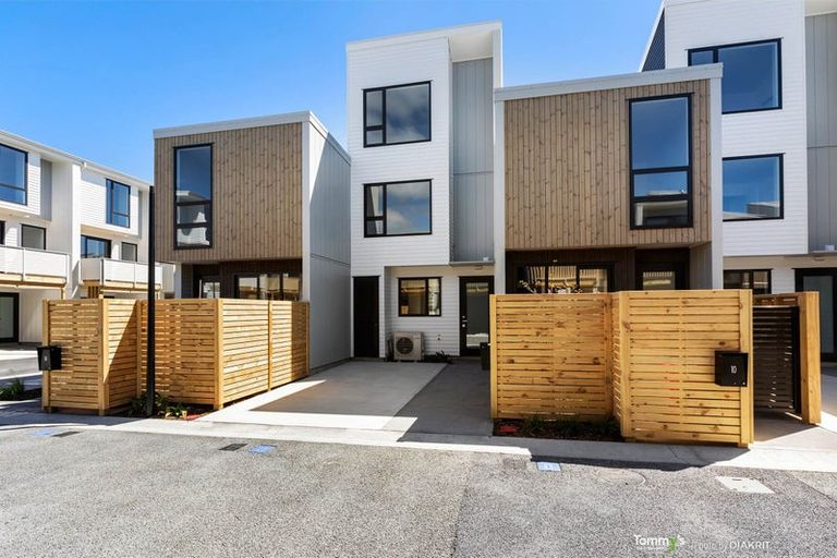 Photo of property in 12 Kamahi Place, Paraparaumu, 5032